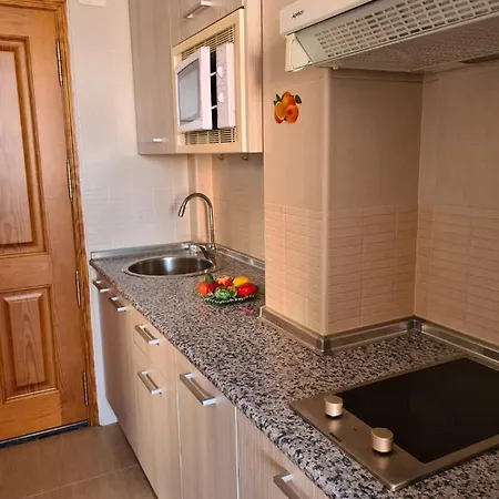 Apartment Vistas Mar: Estudio Con Dormitorio: Centro Y Playa Torremolinos