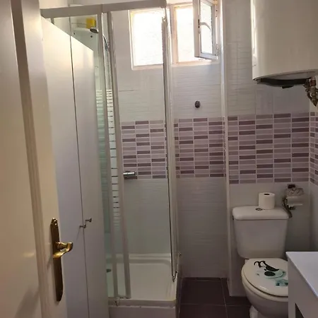 Apartamento Vistas Mar: Estudio Con Dormitorio: Centro Y Playa *