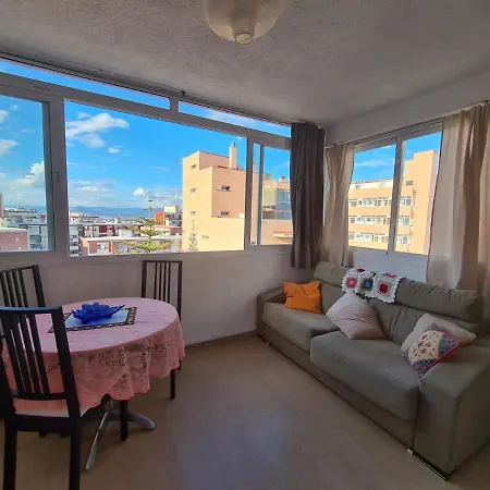 Vistas Mar: Estudio Con Dormitorio: Centro Y Playa Apartamento